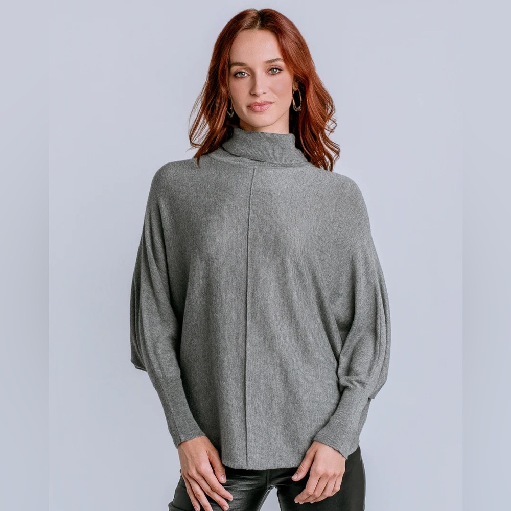 Kerisma Grey Cashmere Ryu Lin Turtleneck Batwing Sweater Small/Medium